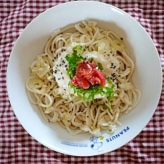 冷やし梅とろろうどん